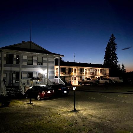 Bay Lake Inn - Frontiersman Motel Latchford Dış mekan fotoğraf