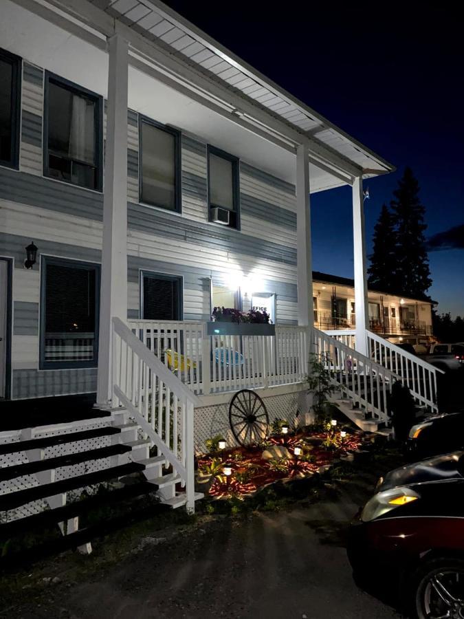 Bay Lake Inn - Frontiersman Motel Latchford Dış mekan fotoğraf