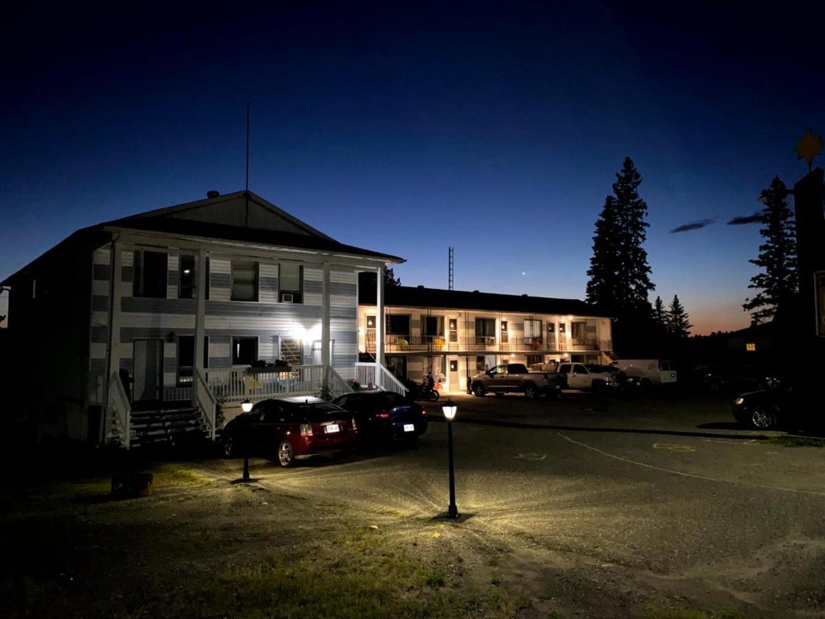Bay Lake Inn - Frontiersman Motel Latchford Dış mekan fotoğraf
