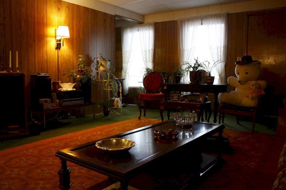 Bay Lake Inn - Frontiersman Motel Latchford Dış mekan fotoğraf