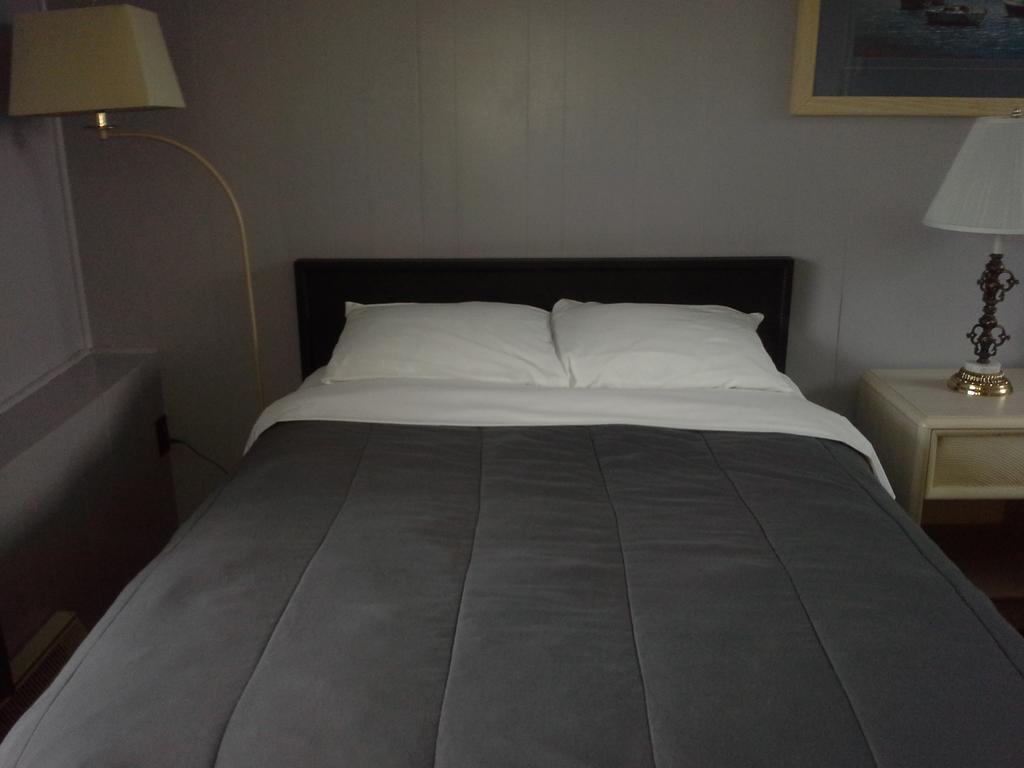 Bay Lake Inn - Frontiersman Motel Latchford Dış mekan fotoğraf
