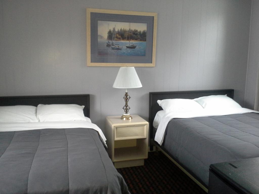 Bay Lake Inn - Frontiersman Motel Latchford Dış mekan fotoğraf